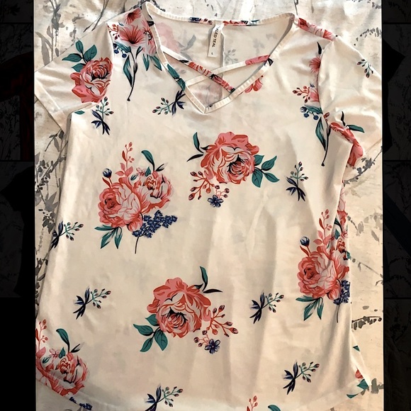 Criss Cross Tunic - Picture 1 of 3